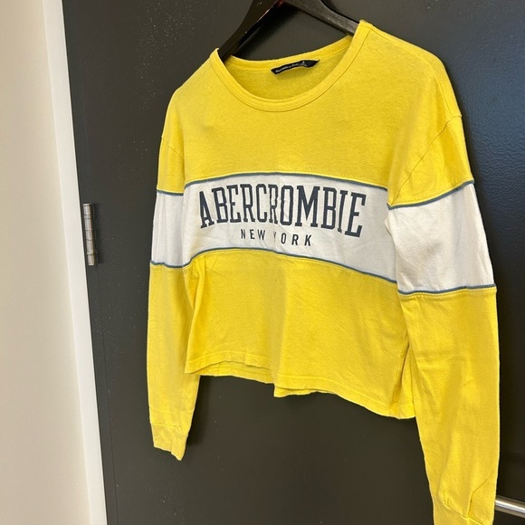Abercrombie and Fitch Y2K size S crew neck in Amazing vintage cond. Oversized - Picture 2 of 10